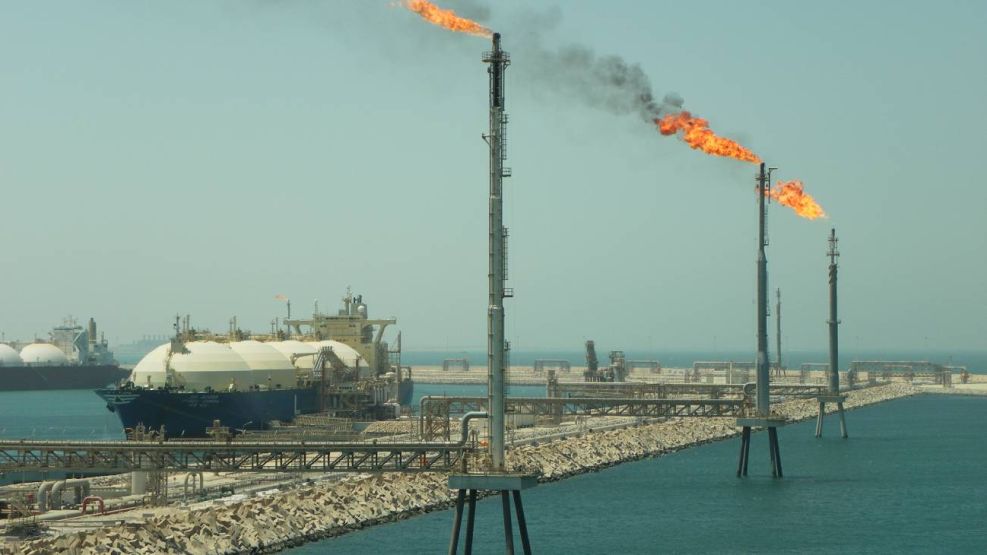 Ataque a infraestructura gasífera en Qatar golpea al mercado energético global
