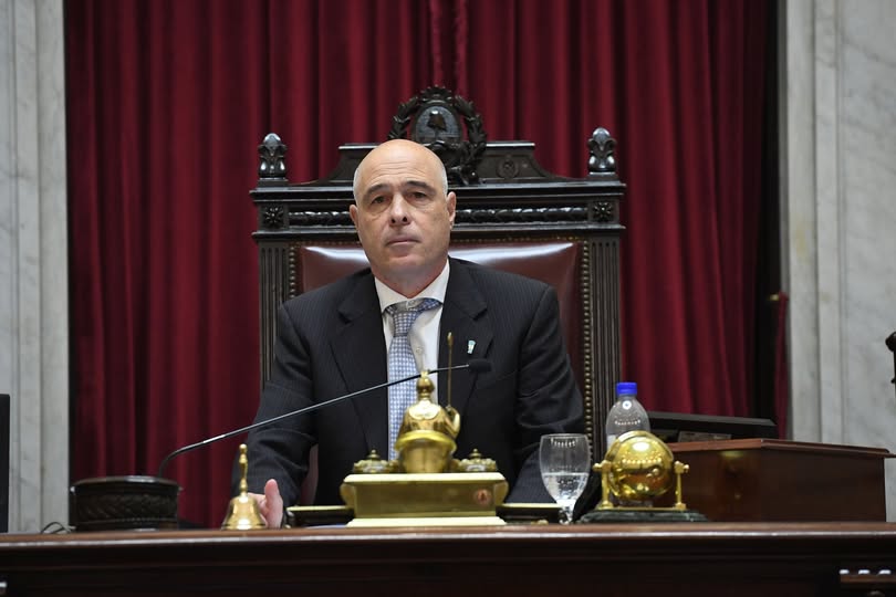 Embargan el sueldo de Abdala por una deuda fiscal en San Luis