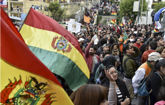 Se agrava la crisis en Bolivia con más de 150 bloqueos y problemas de abastecimiento