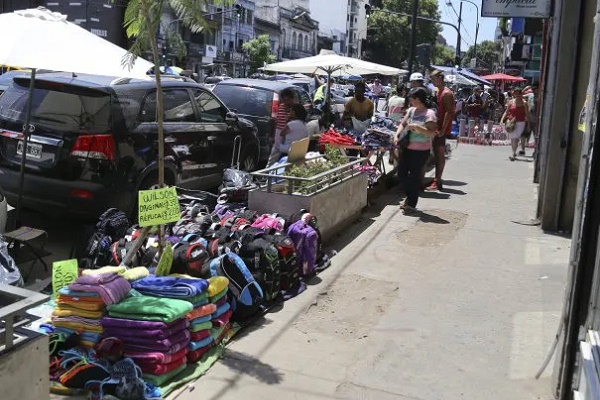 La venta ilegal callejera cayó 10,9% en la Ciudad durante&nbsp;abril