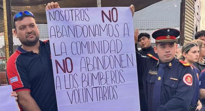 Bomberos voluntarios de Tucumán endurecen su protesta y limitan la asistencia entre&nbsp;cuarteles