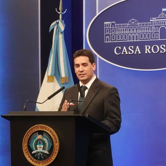 Argentina recibe más turistas del exterior y el gobierno de Milei lo usa como bandera